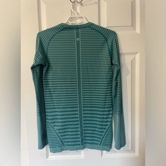 Lululemon Swiftly Tech Long Sleeve - Picture 6 of 8